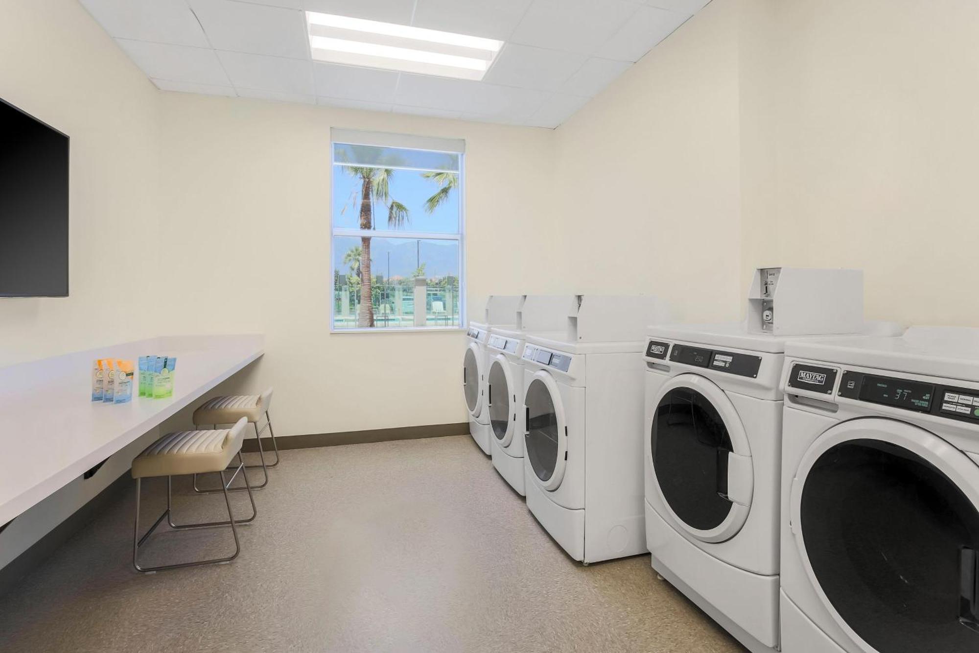 Element Ontario Rancho Cucamonga Otel Dış mekan fotoğraf